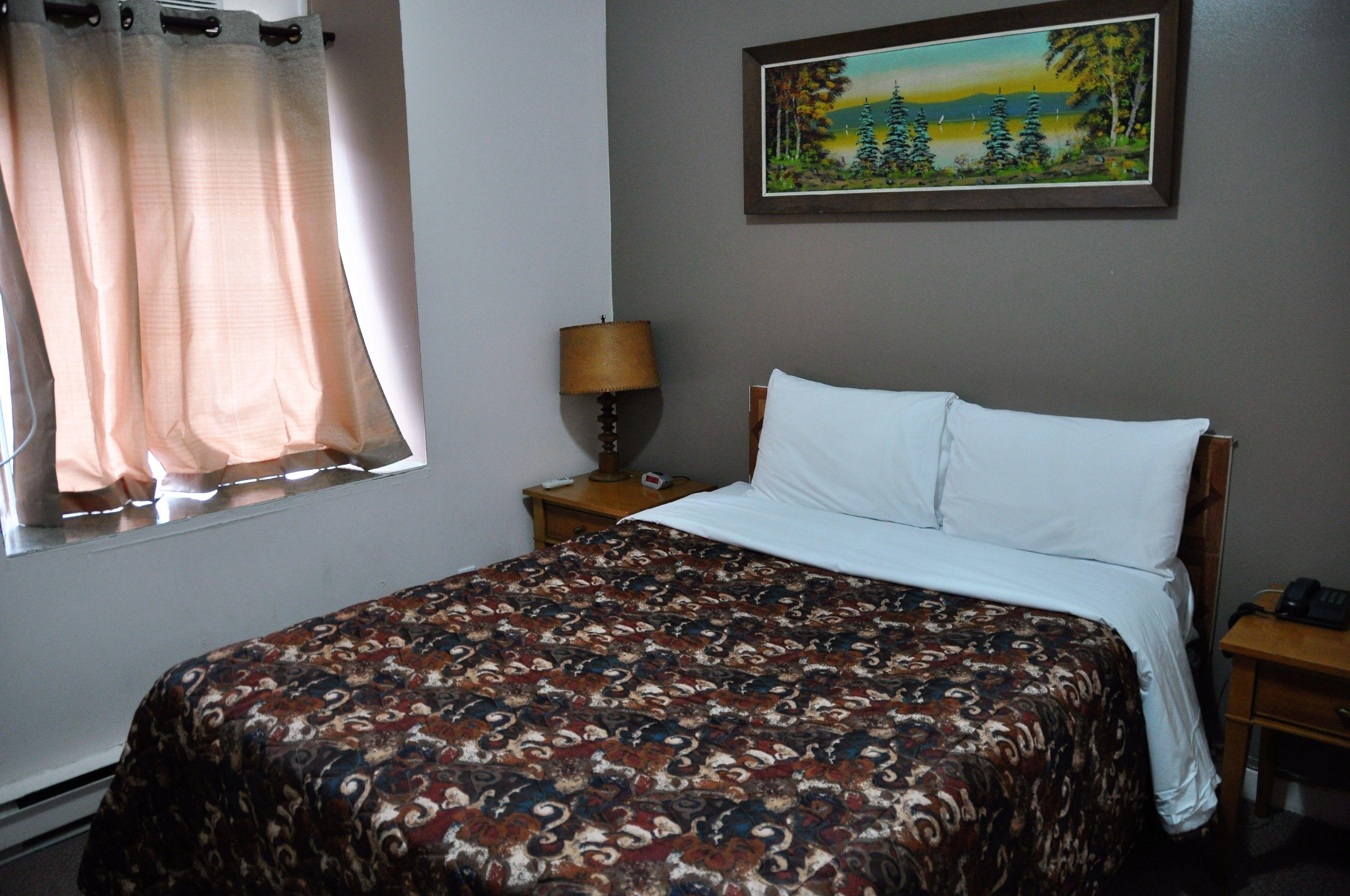 Hotel Ste-Catherine — Fotos 1